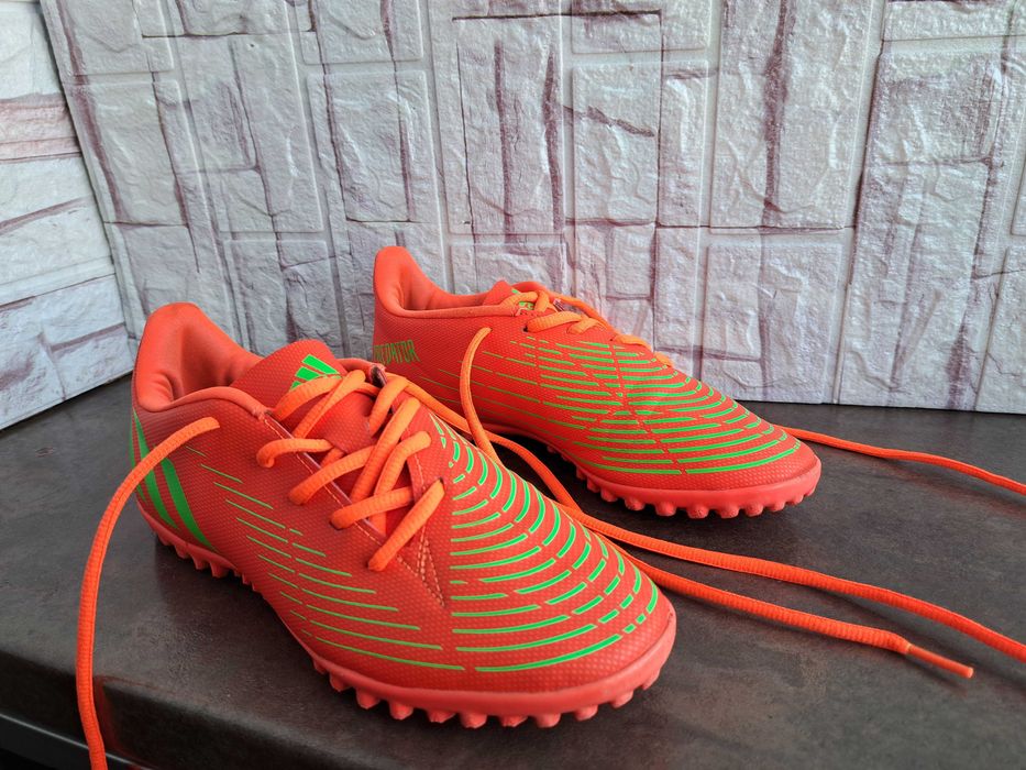 стоножки за момче,кецове,футболни обувки,Adidas,ном39,5,адидас,мъжки