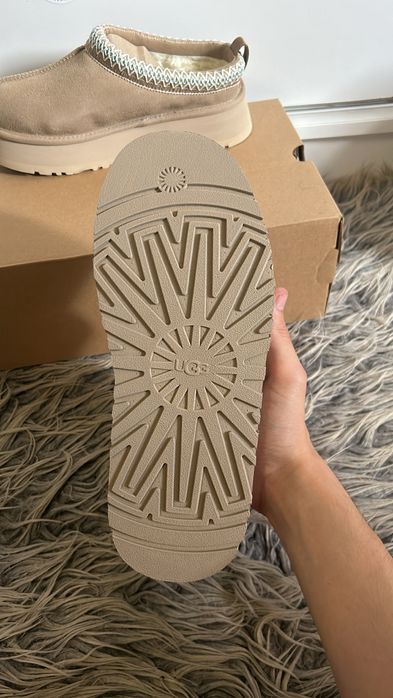 Ugg Tazz Sand 37