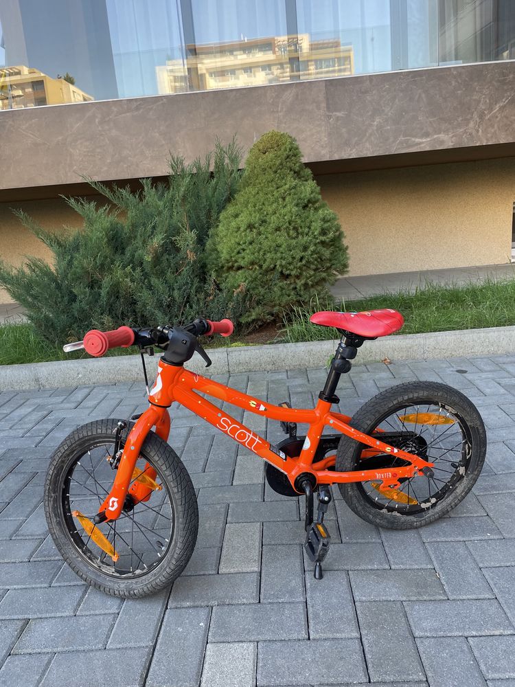 Bicicleta Scott folosită putin