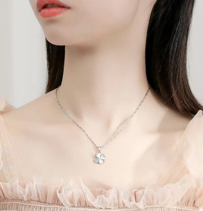 Набор серьги и подвеска клевера