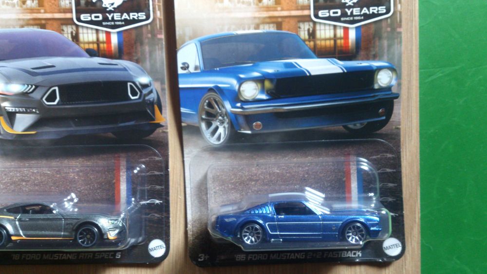 Hot Wheels Silver Series Mustang 60 Year Anniversary set Форд Мустанг