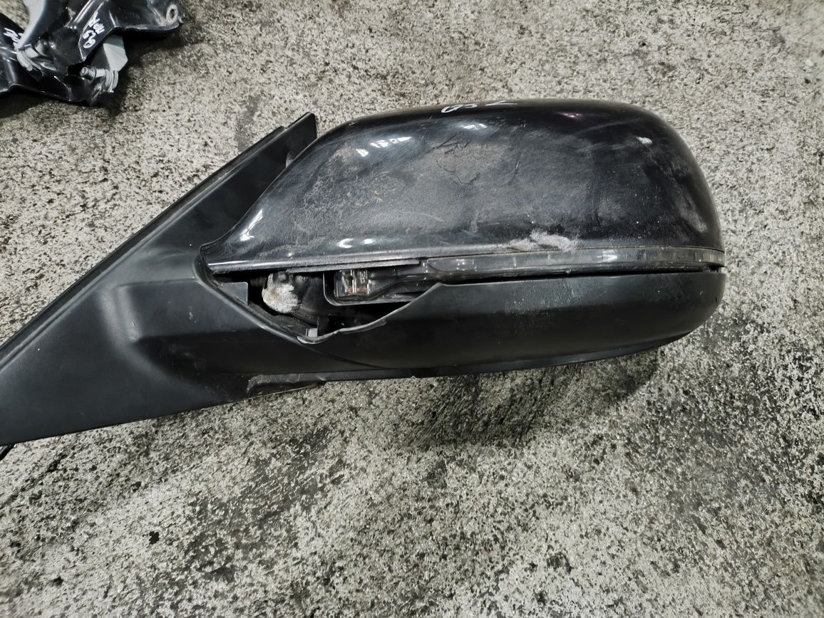 Огледало за Audi Q5