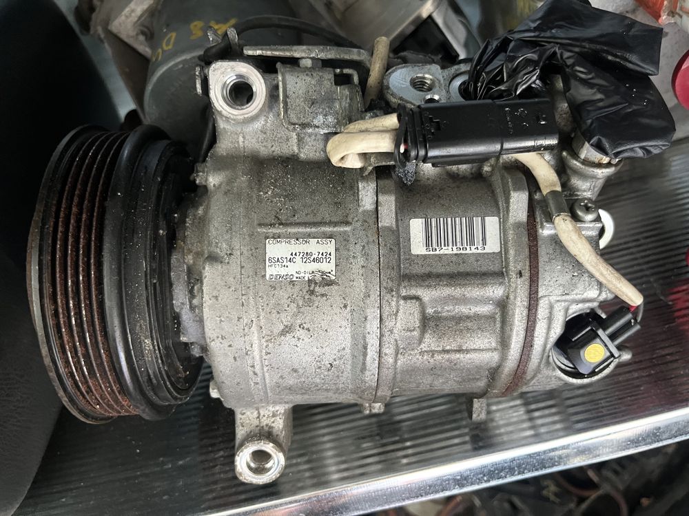 Компресор климатик Mercedes A B CLA Gla Class W176 w246 А Б Цла ГЛА