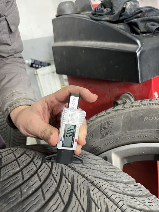 Anvelope iarna Michelin PilotAlpin 5 ZP 245/50 R 19 ; RSC “RFT