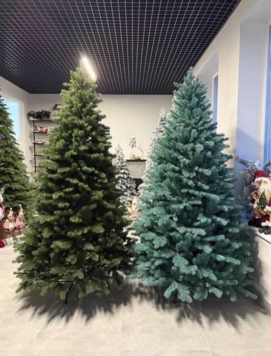 Искуственная ель,новогодняя