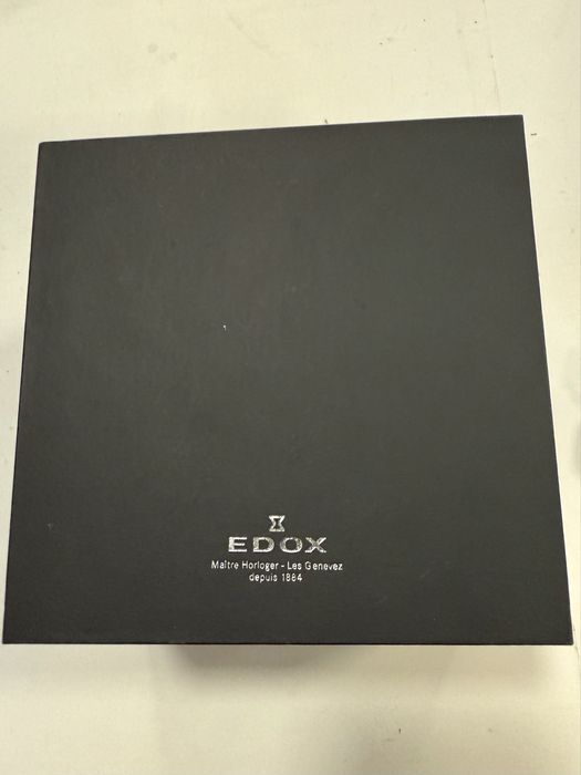 Часовник Edox Delfine