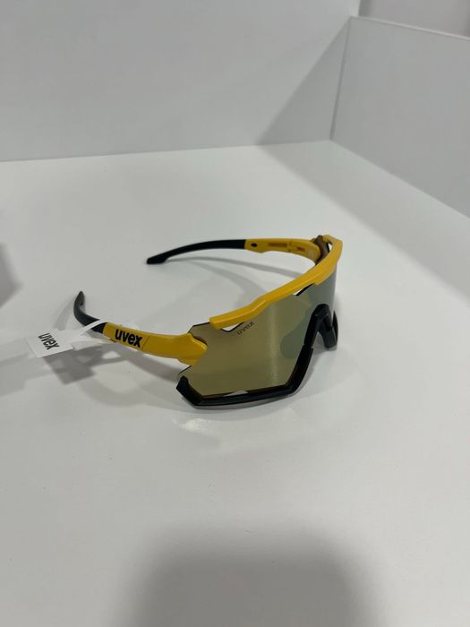 Очила Uvex sportstyle 228