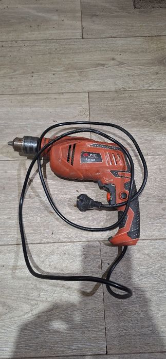 Продам сетевую дрель