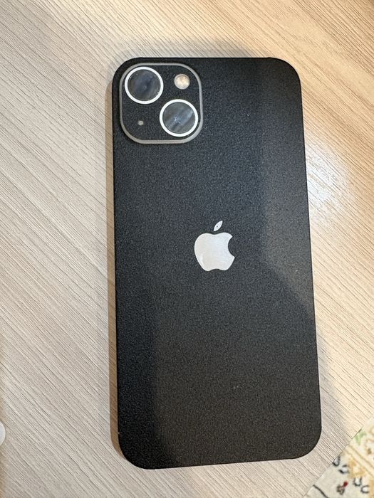 Продам Iphone 13 белый 128Gb