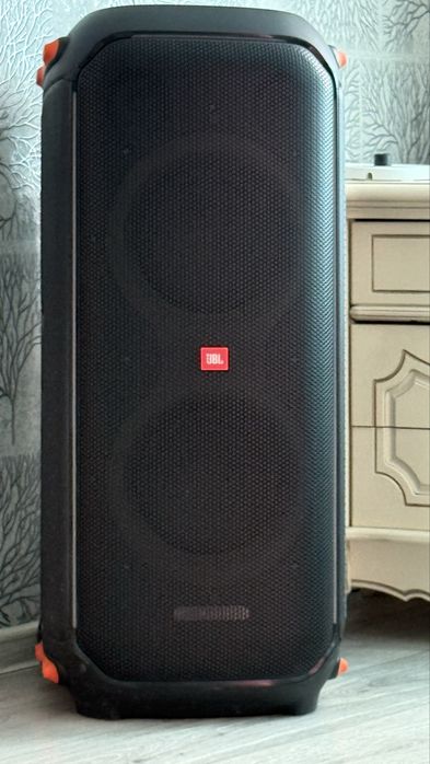Колонка Jbl 710 оригинал