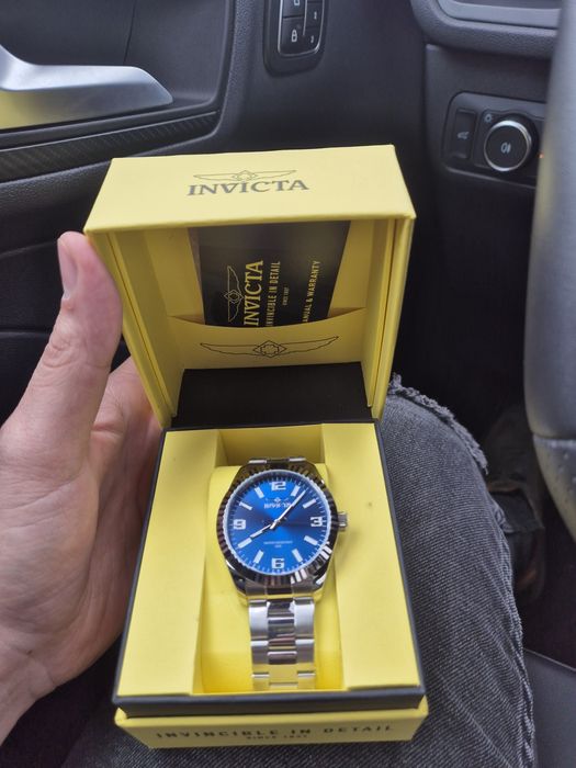 Ceas Invicta nou