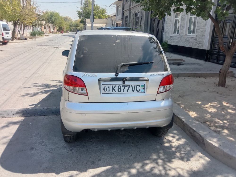 Matiz 2010-yil. Kraska kapot. Orqa bagajda bor.