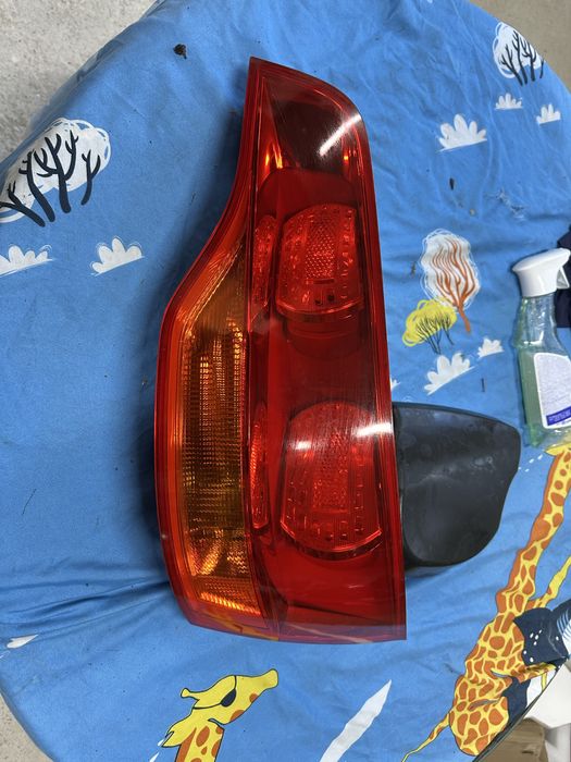 Stop dreapta audi q7.cod:4l0945094.