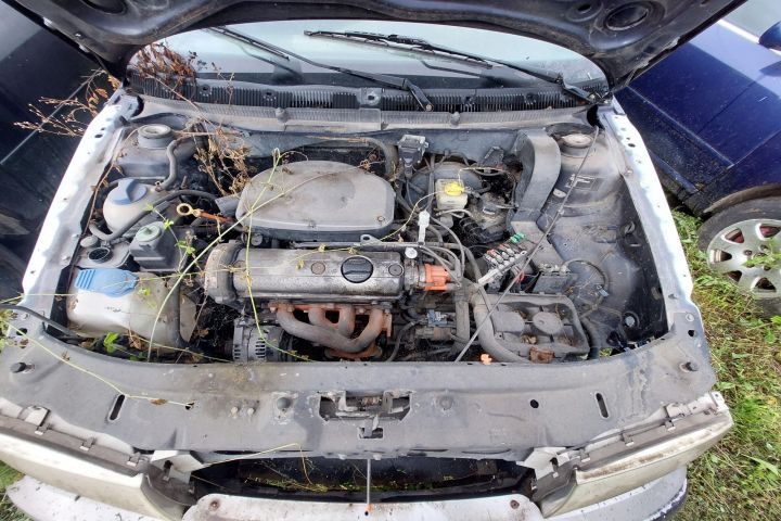 Motoras macara geam spate stanga Skoda Octavia prima generatie