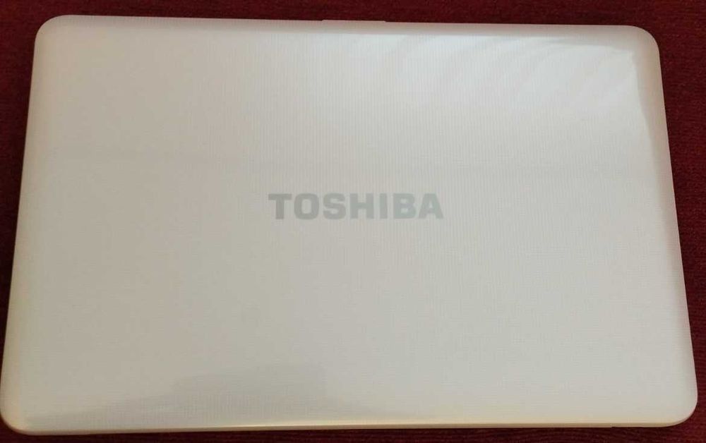 Мощен лаптоп Toshiba