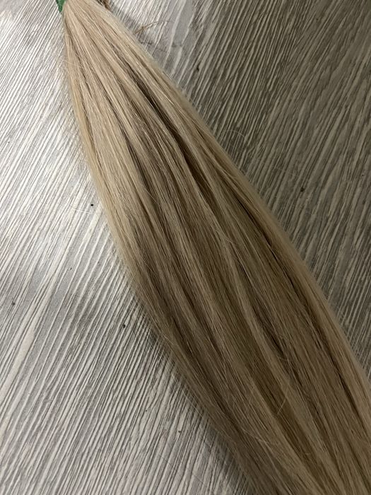Продаються волосы 60см