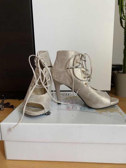 Sandale piele întoarsă bej aurii, 36, Carinii