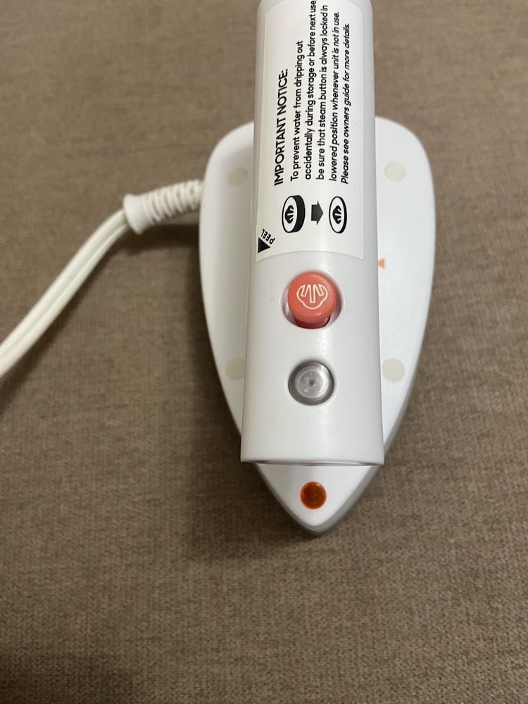 Fier calcat voiaj Sharper Image SI-755 fier calcat de voiaj ca nou