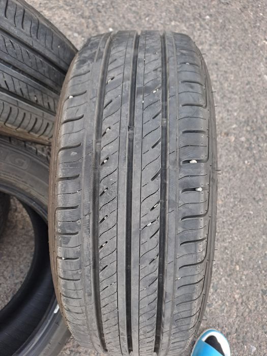 4 шт Шины состояние новый