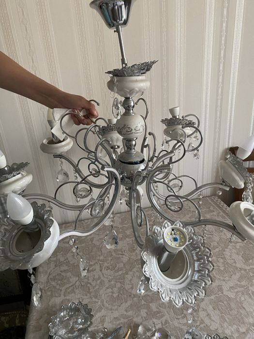 Люстра для гостинной