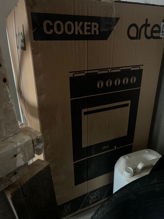 Газ плита новая фирма artel