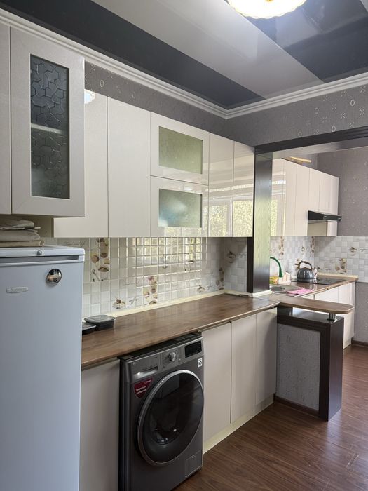 Квартира сотилади 1 хонали уйга тулов оркали келишса булади