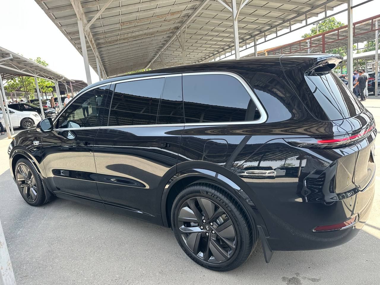 Lixiang L 9 Ultra