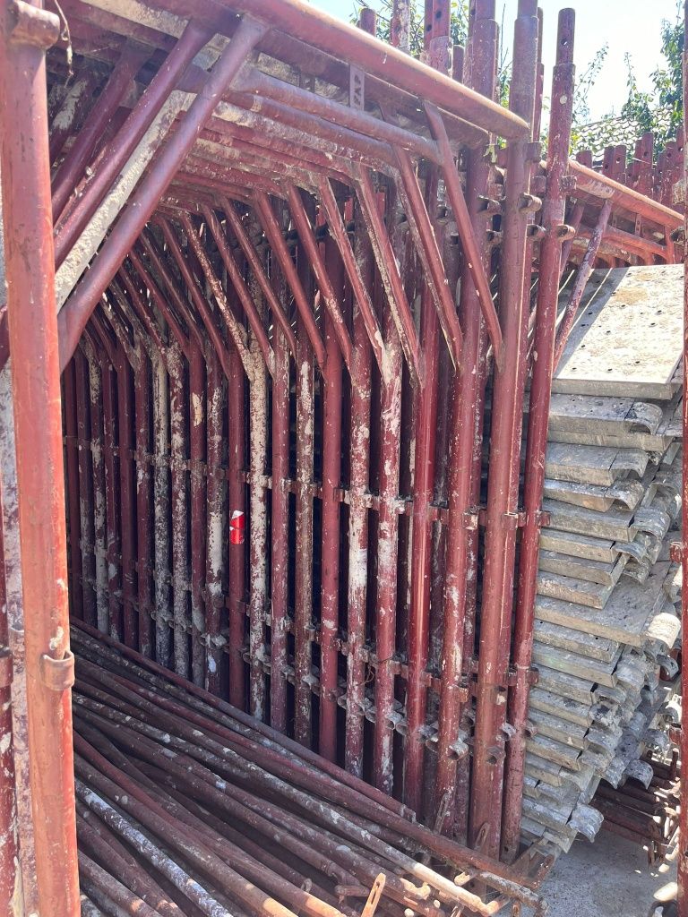 Vand schela metalica