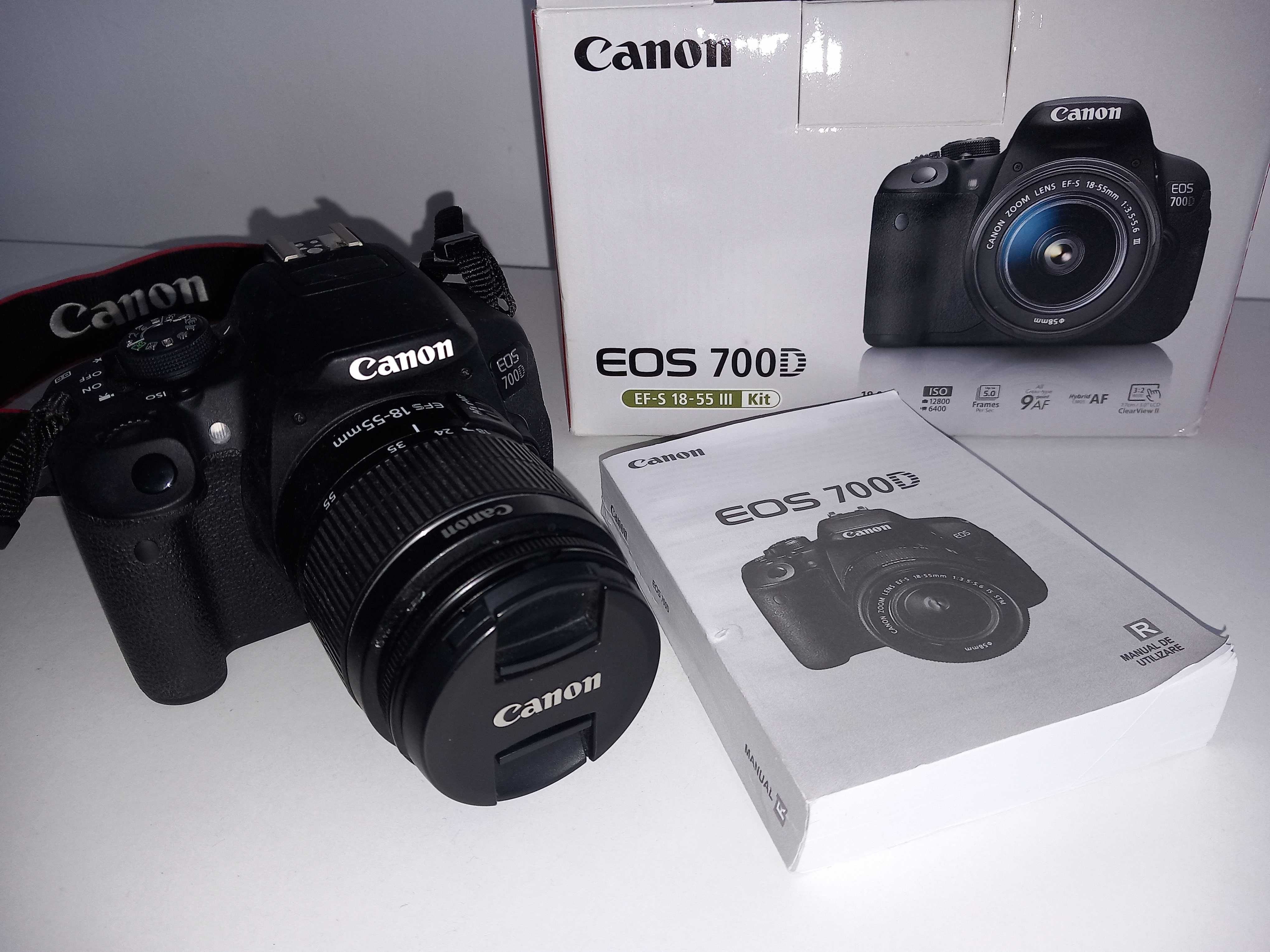 Aparat foto DSLR Canon EOS 700 D