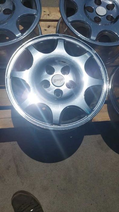 Jante Chrome 7.0x16 et 42 5x114,3