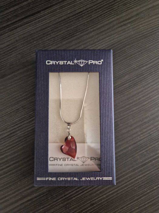 Колие със Сваровски/Swarovski сърце