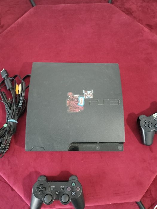 Vând PS3 slim in stare buna