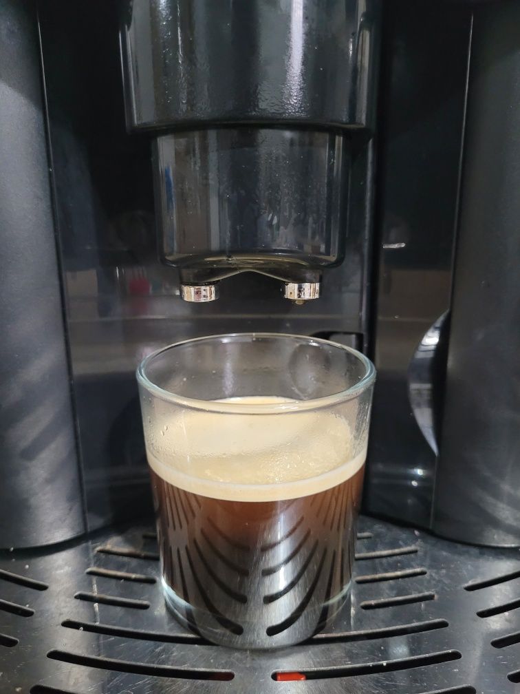 Espressor automat DeLonghi