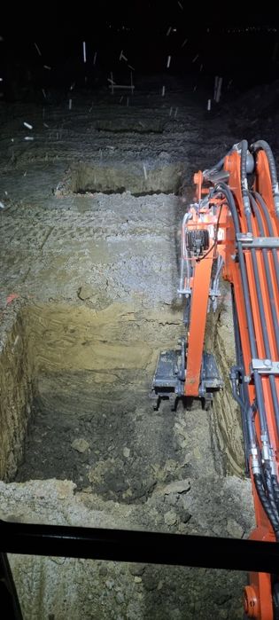 Miniexcavator, excavator