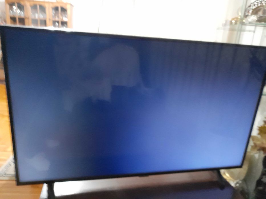 85% по-евтин 43" Led Smart SAMSUNG не работи бутона за включване