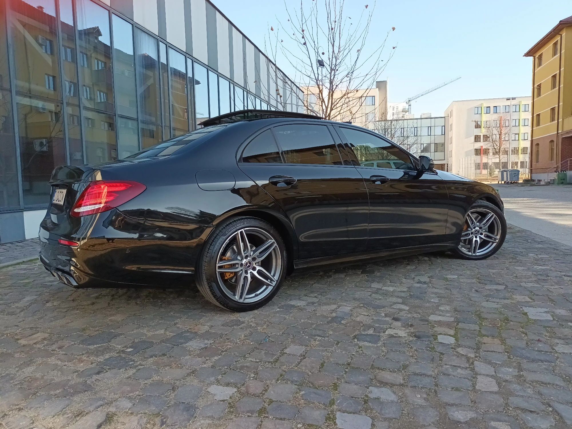 Mercedes E220D • AMG • 2019 9GTronic

• Motorizare 2.0 D - 194