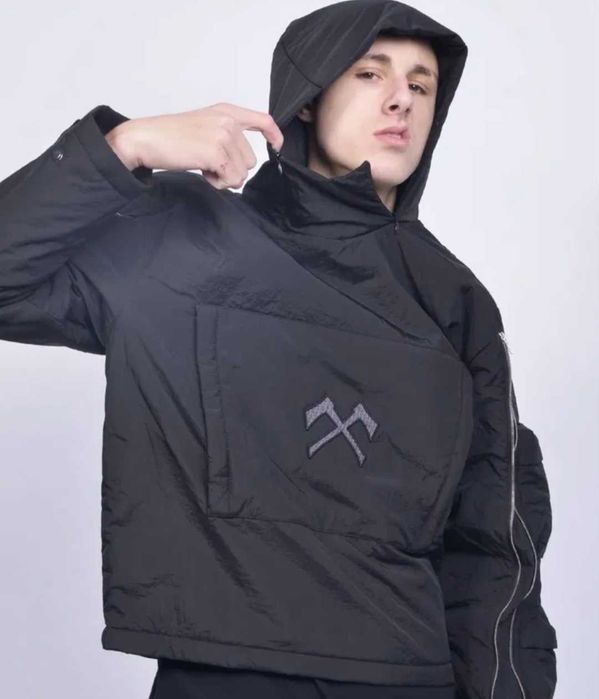 Рядко Яке Анорак на Луда