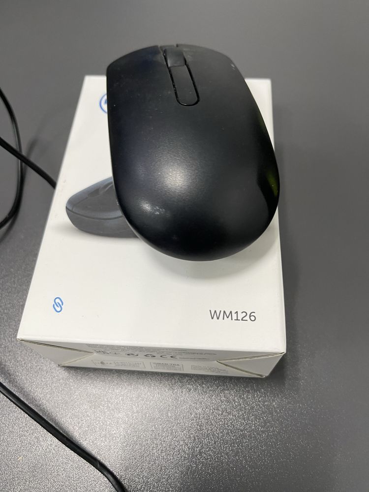 Mouse optic cu fir Usb Dell aproape nou