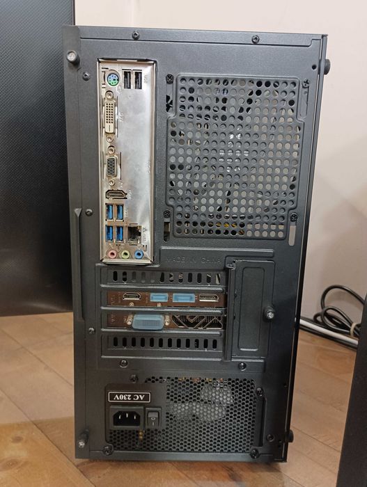 Гейминг компютър + монитор , клавиатура и мишка