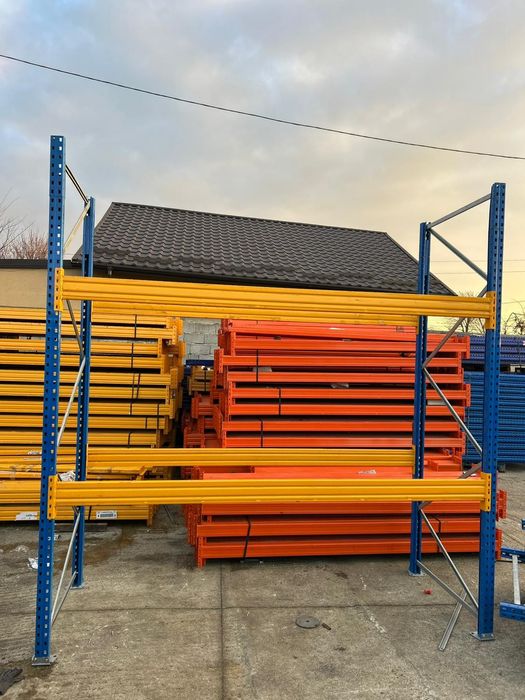 Rafturi metalice industriale
