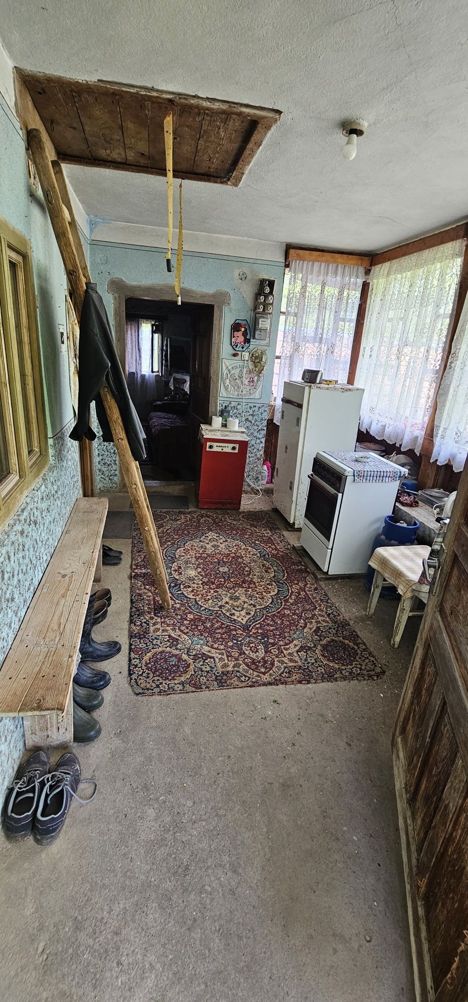 Casă de Vânzare Trans-Apuseana