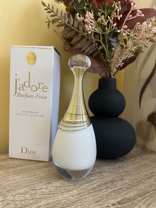 Дамски парфюм Christian Dior J`adore Parfum D`eau White