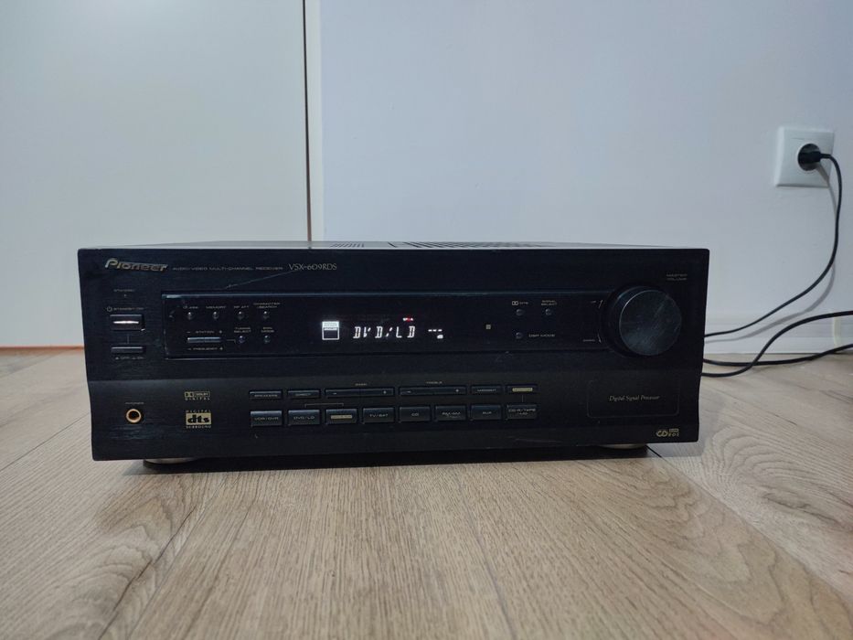 Amplificator Pioneer VSX-609RDS statie 560Wati amplituner