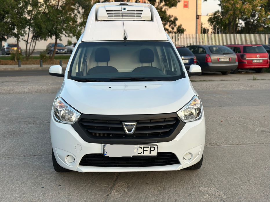 Dacia dokker 2016/refrigerare-congelare/km:139000/stare buna