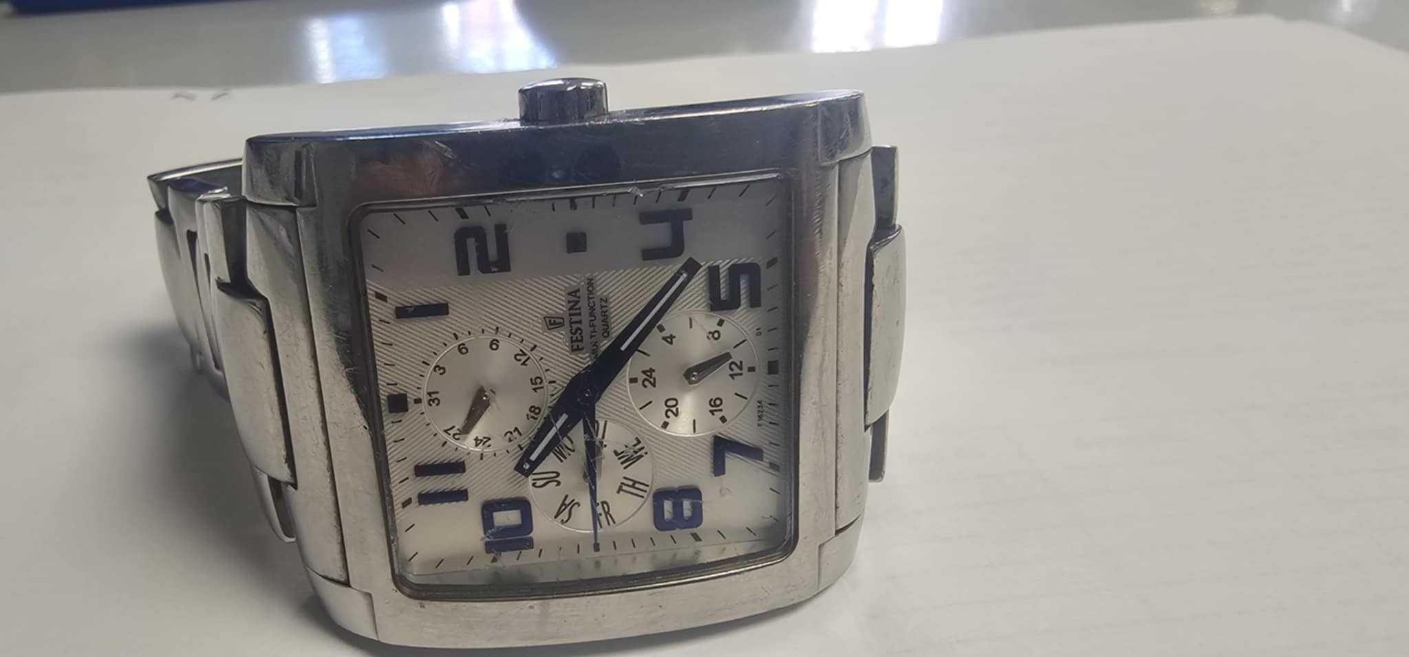 Часовник Festina F16234