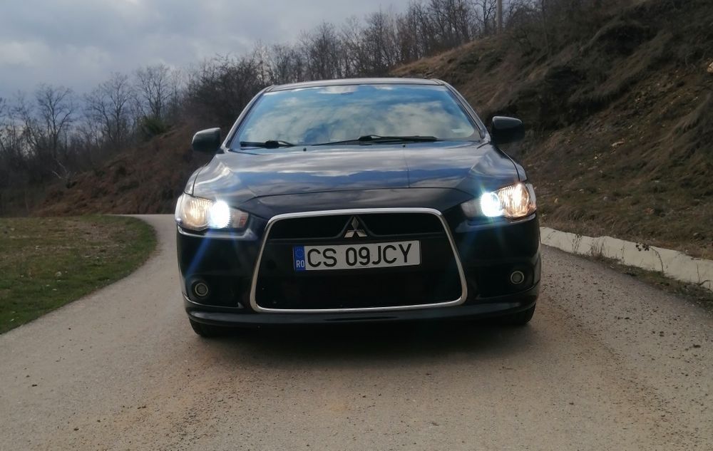 Vând mitsubishi Lancer 2.0 Diesel 104.000 km