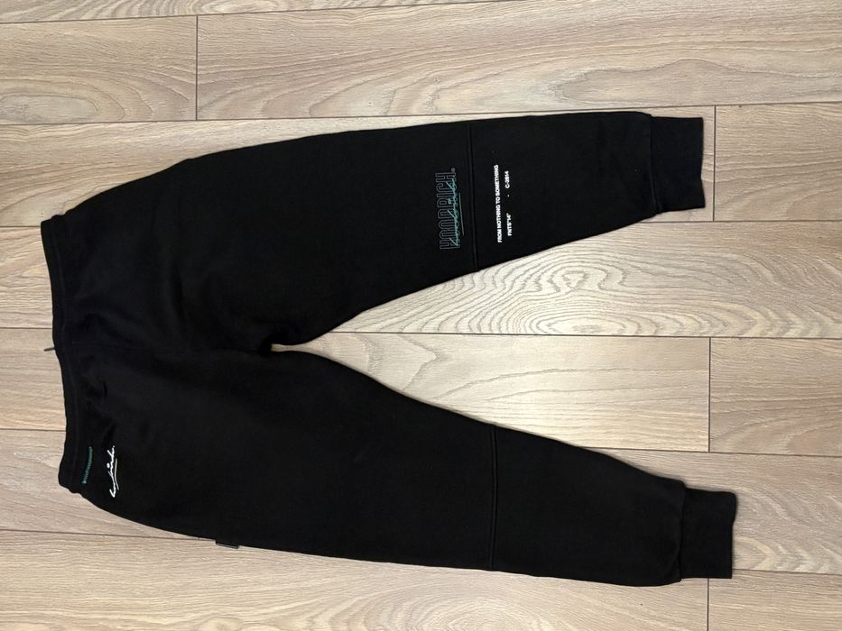 pantaloni Hoodrich