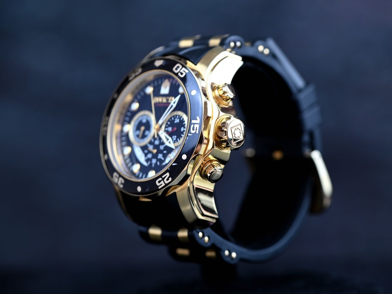 Часовник INVICTA  Pro Diver