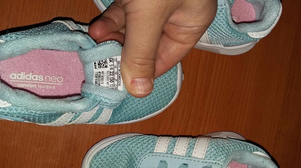 Adidas made în cambogia