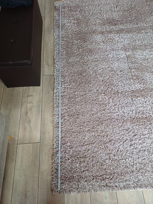 Килим в отлично състояние без забележки